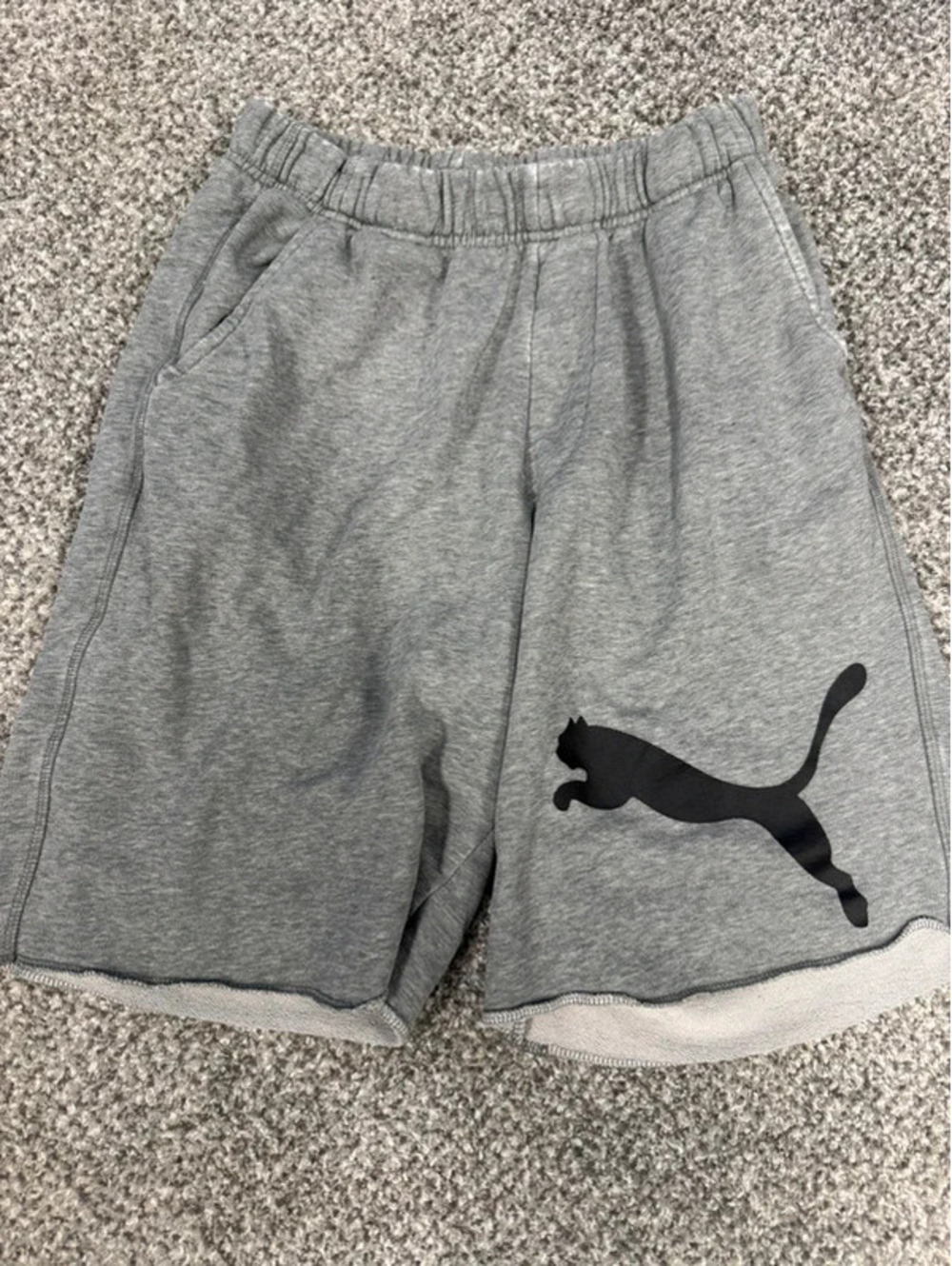 Puma Heather Grey Big Logo Raw Hem Fleece Sweat Shorts - Size Small 🩳